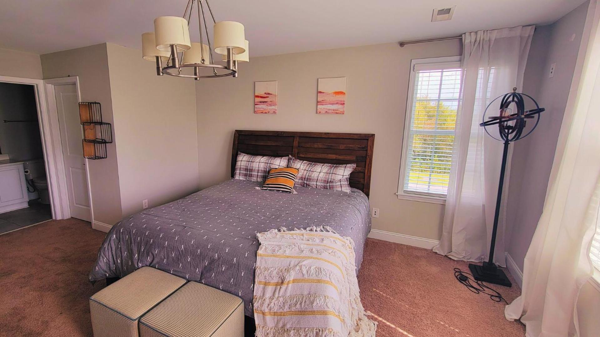 Spacious Retreat * Wilmington